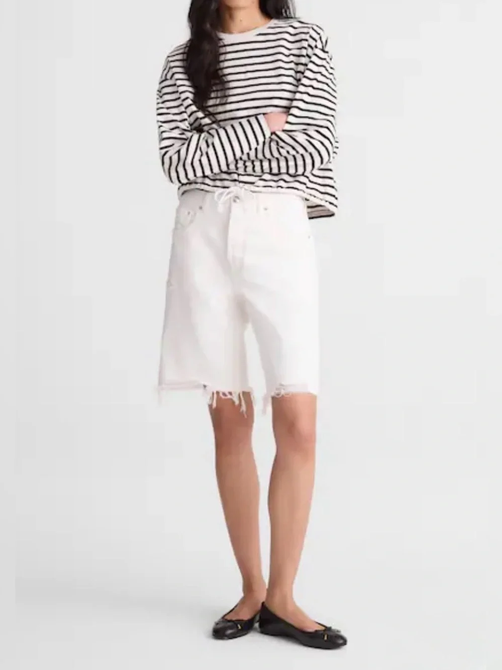 Madewell Women’s The Essex Long Baggy Short.Trendy Raw hem. 25. NWT.